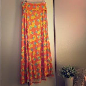 LuLaRoe skirt 💋pick 4w/lips for $20💋